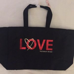 Victoria's Secret Large Weekender Bag NWT!